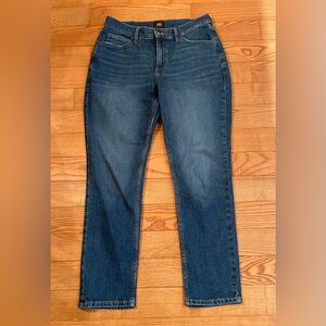 Lee Women's Straight Leg Jeans in Medium Blue Wash